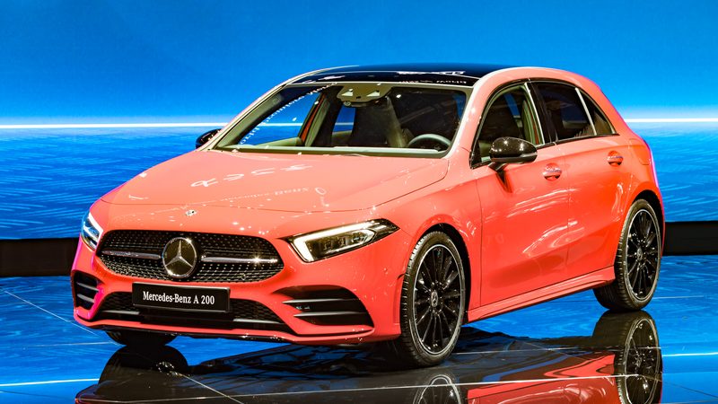 Mercedes-Benz A 200 2020, blanc polaire, vue de face